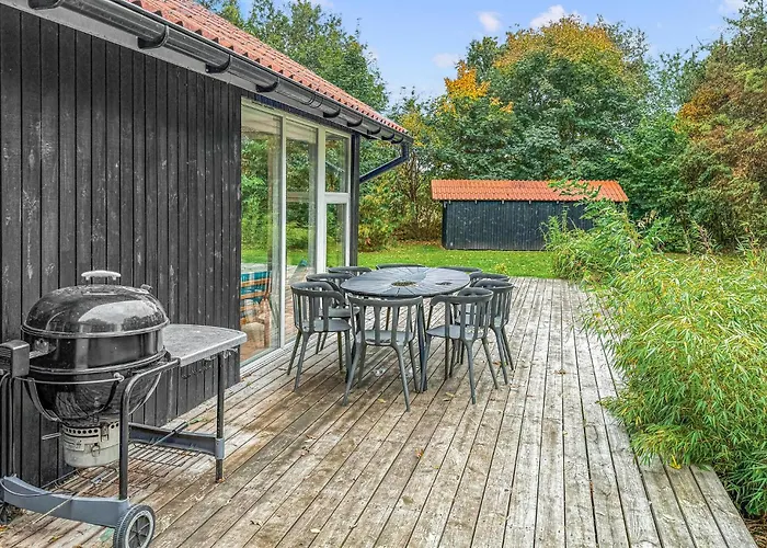 Σπίτι διακοπών 4 Bedroom Beautiful In