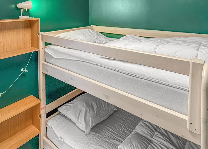 Σπίτι διακοπών 4 Bedroom Beautiful In